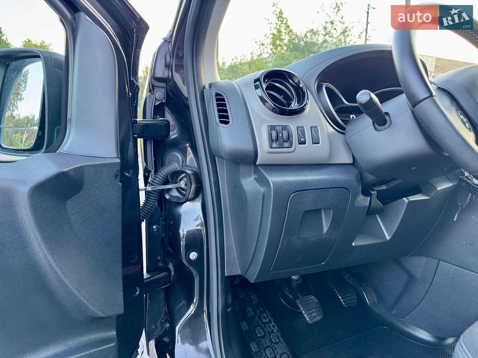 2017 Renault Trafic - мініатюра 26