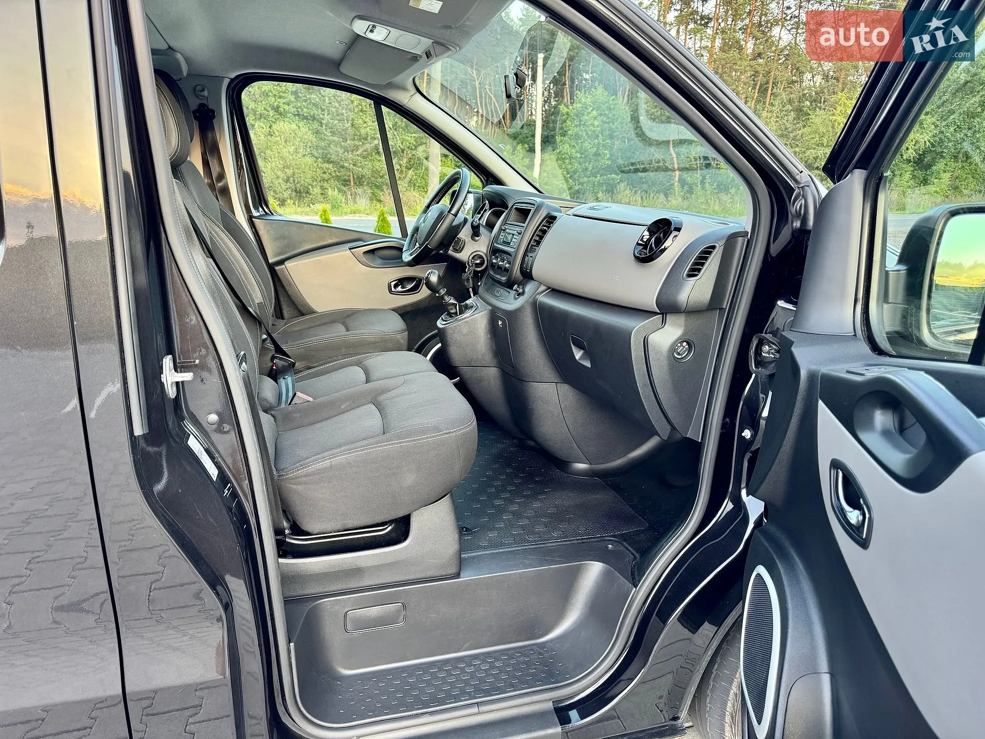 2017 Renault Trafic - мініатюра 27
