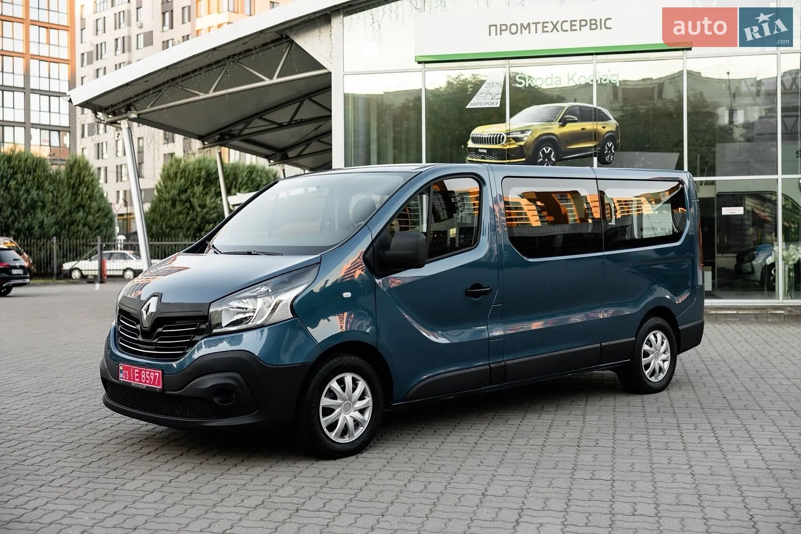 2018 Renault Trafic - мініатюра 3