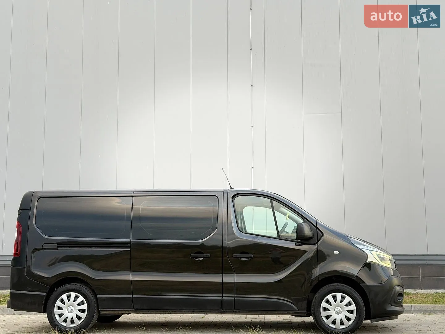 2019 Renault Trafic - мініатюра 4
