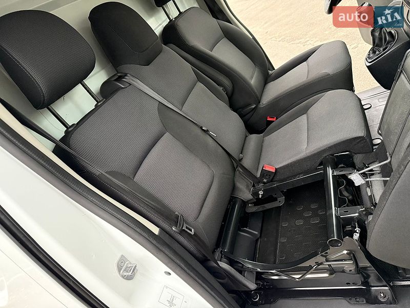 Грузовой фургон Renault Trafic 2021 в Днепре фото 57 Грузовой фургон Renault Trafic 2021 в Днепре