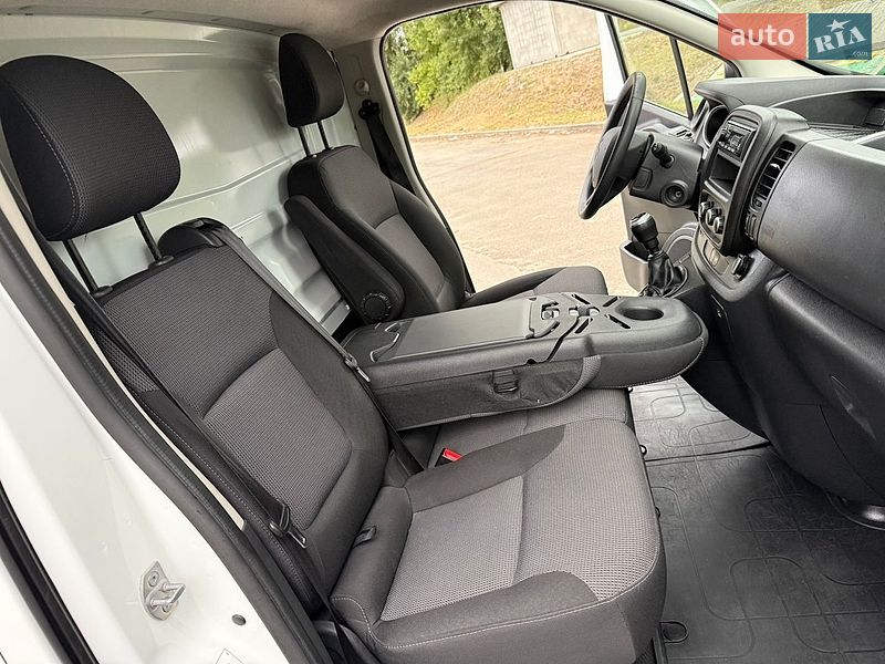 Грузовой фургон Renault Trafic 2021 в Днепре фото 60 Грузовой фургон Renault Trafic 2021 в Днепре