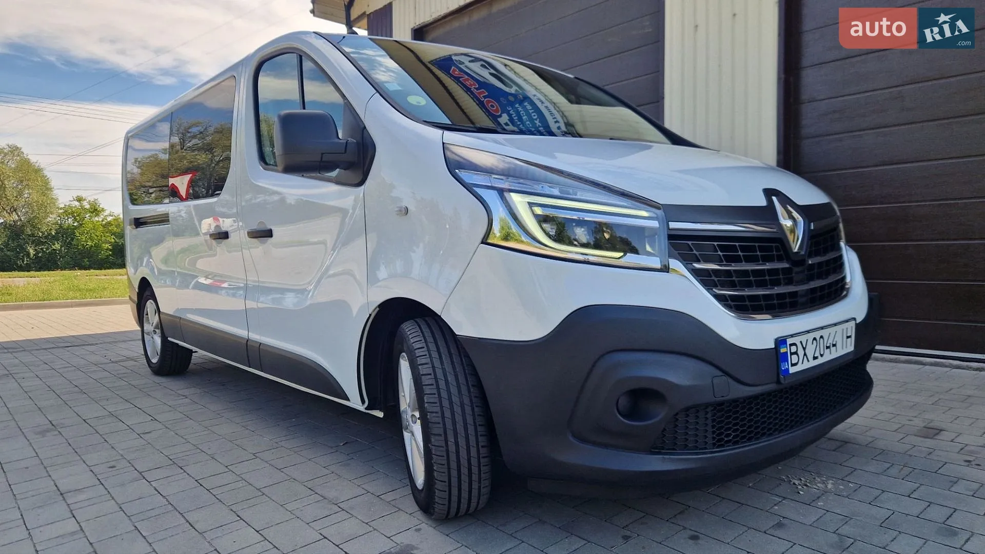2020 Renault Trafic - фото 1