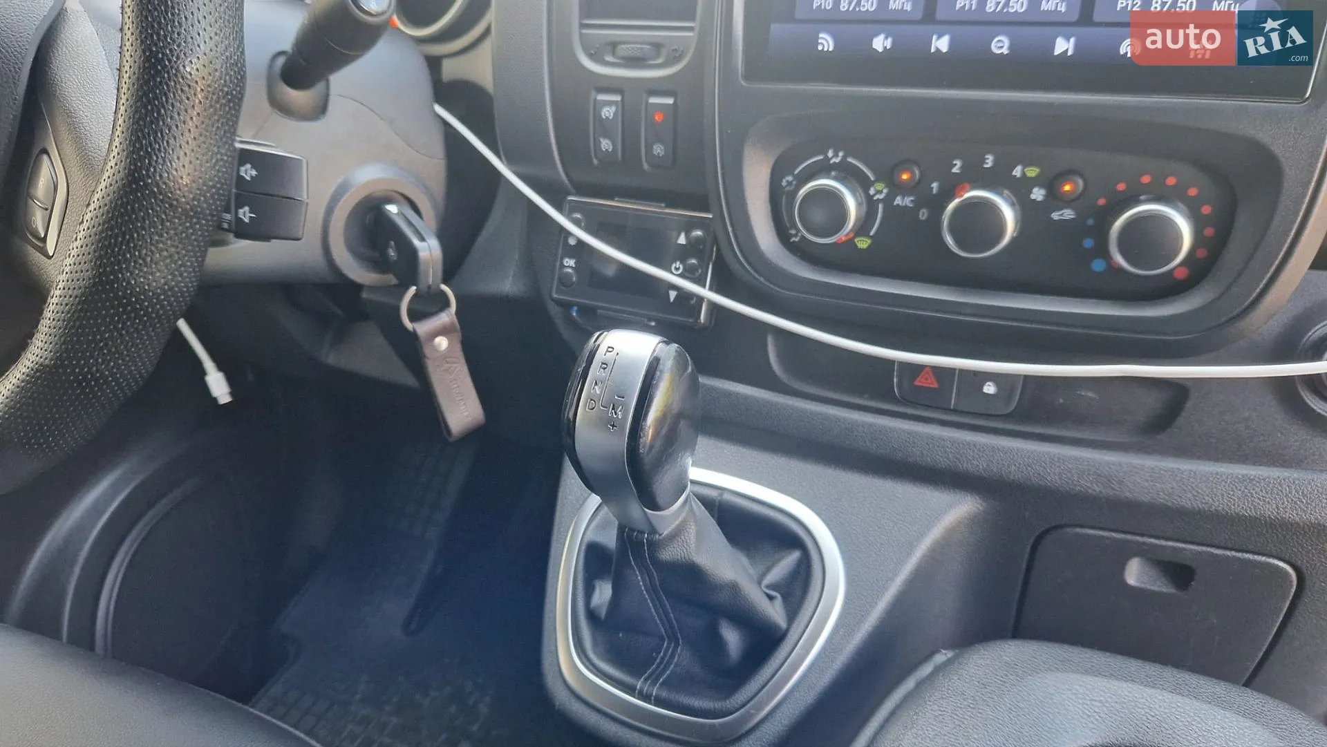 2020 Renault Trafic - мініатюра 21