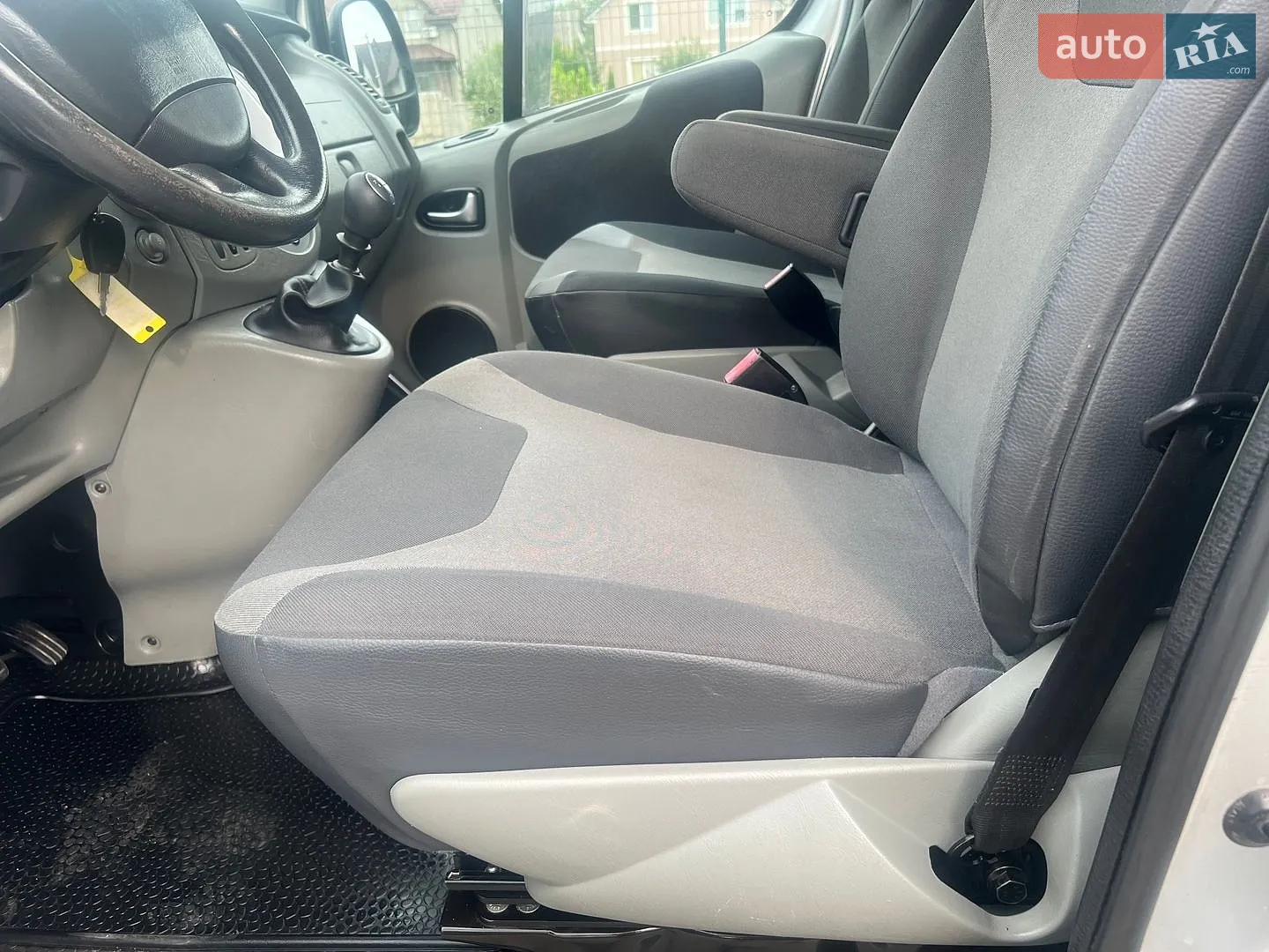 2010 Renault Trafic - мініатюра 21