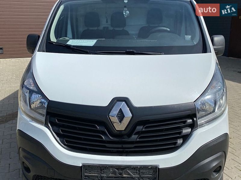 Грузовой фургон Renault Trafic 2014 в Черновцах