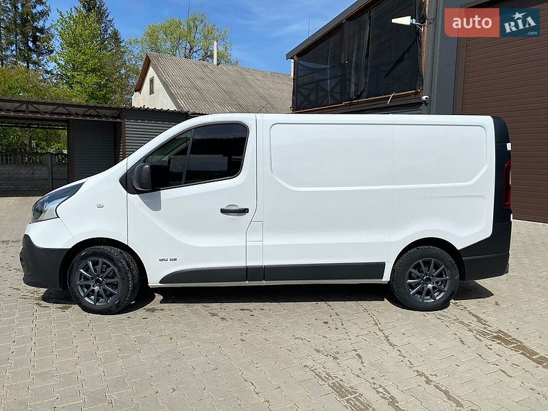 Грузовой фургон Renault Trafic 2014 в Черновцах