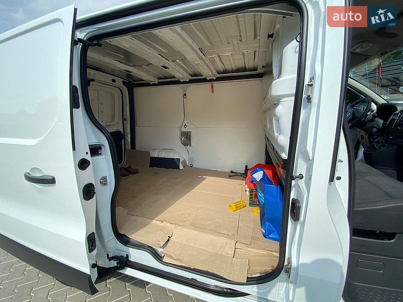 Грузовой фургон Renault Trafic 2014 в Черновцах