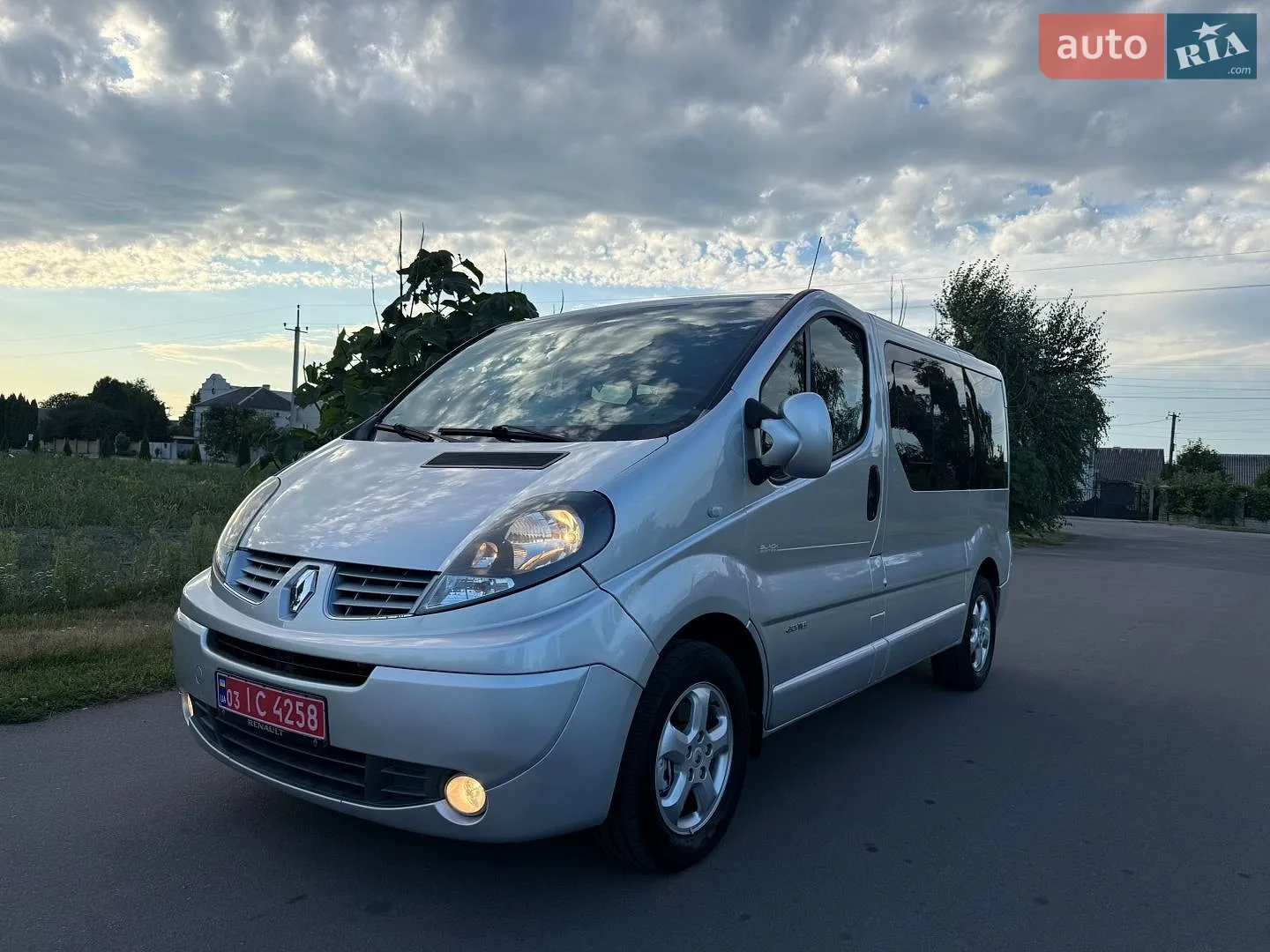 2012 Renault Trafic - мініатюра 2