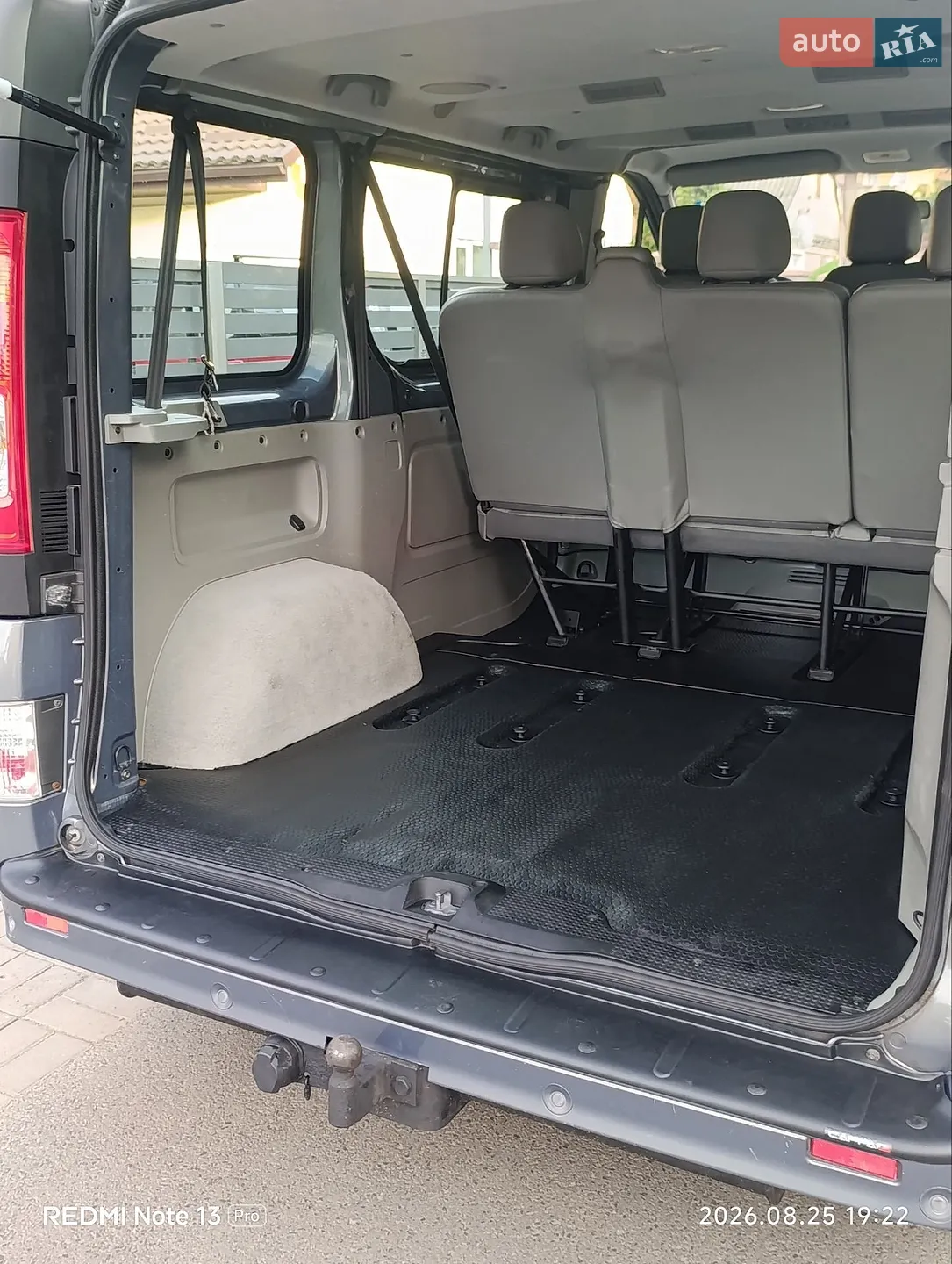 2012 Renault Trafic - мініатюра 43