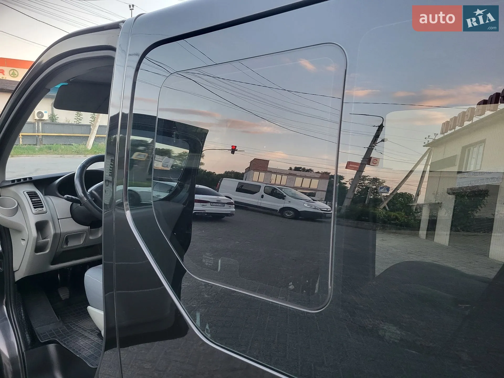 2013 Renault Trafic - мініатюра 32