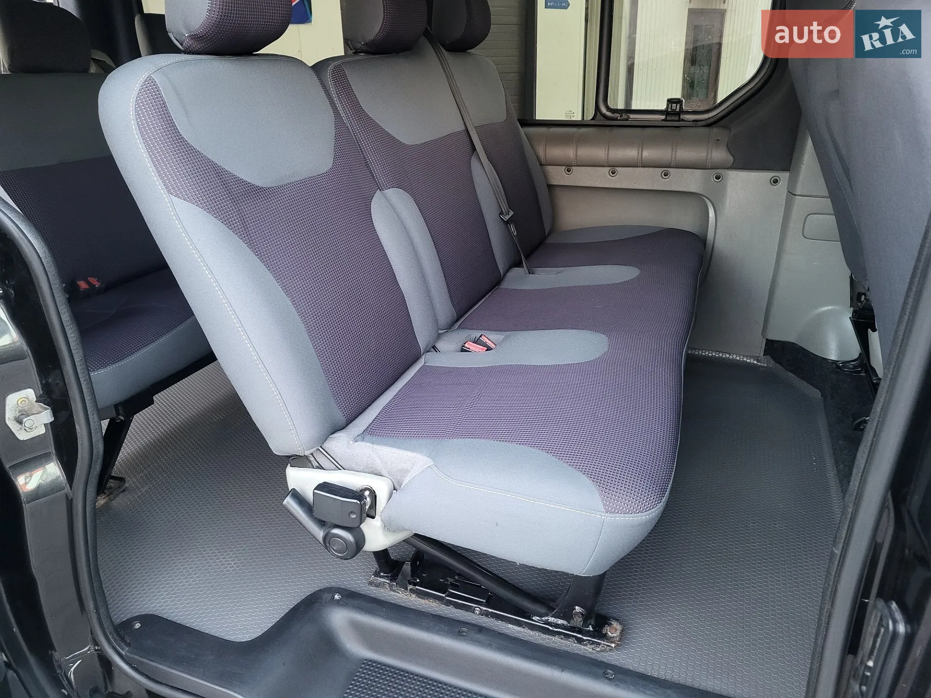 2013 Renault Trafic - мініатюра 76