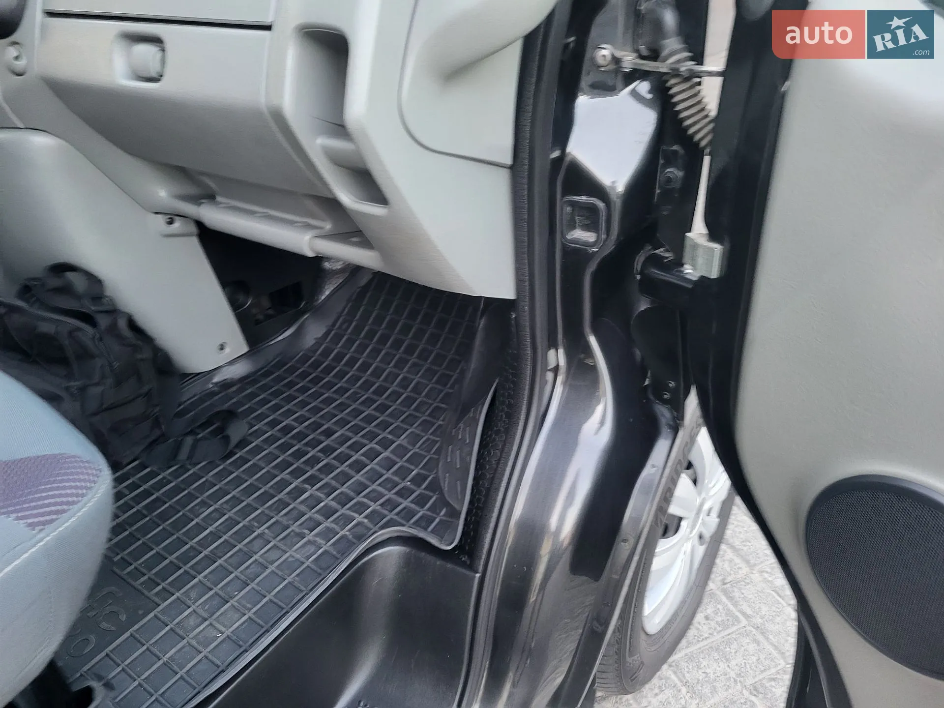 2013 Renault Trafic - мініатюра 80
