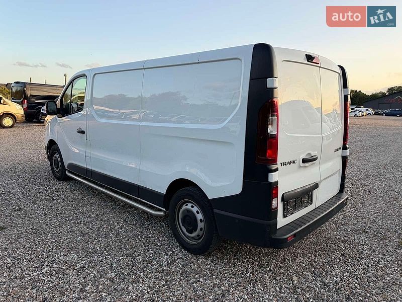 Грузовой фургон Renault Trafic 2022 в Львове