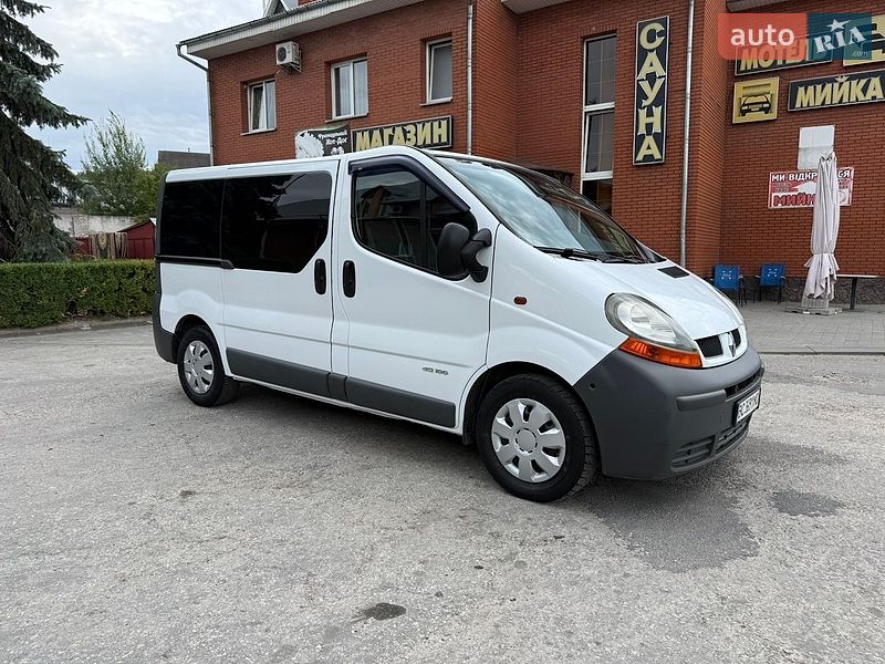 Минивэн Renault Trafic 2004 в Кременце