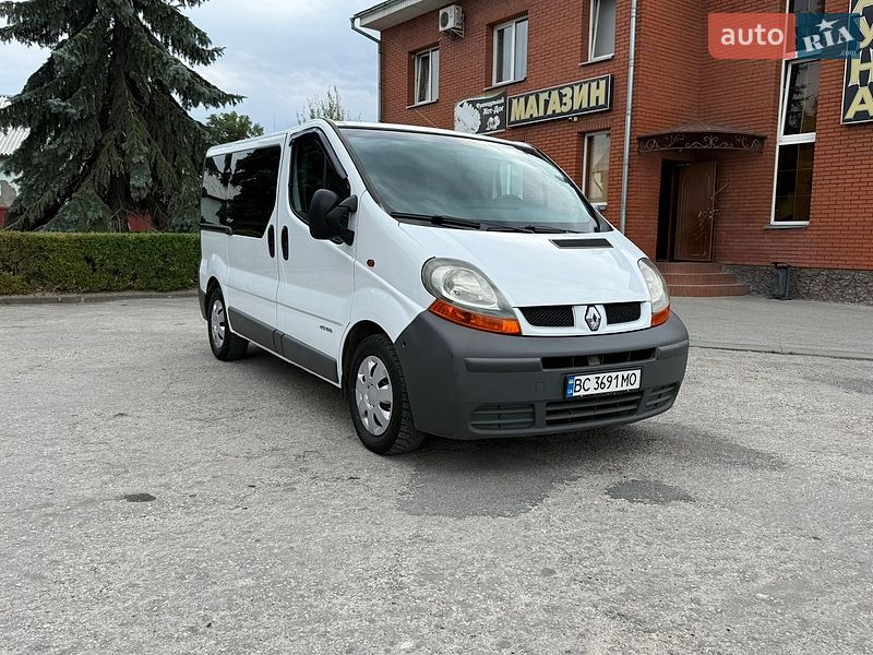 Минивэн Renault Trafic 2004 в Кременце