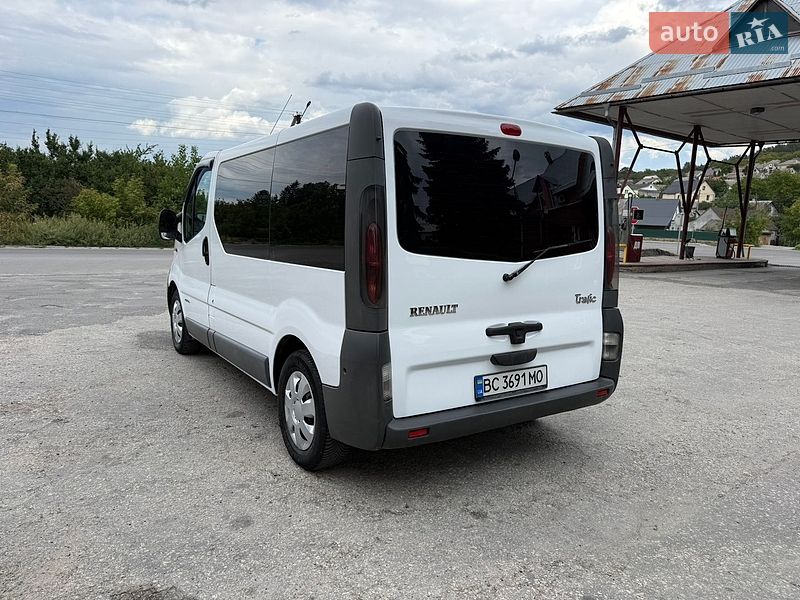 Минивэн Renault Trafic 2004 в Кременце