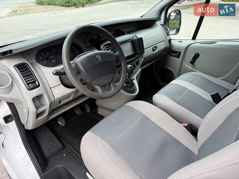 Минивэн Renault Trafic 2004 в Кременце