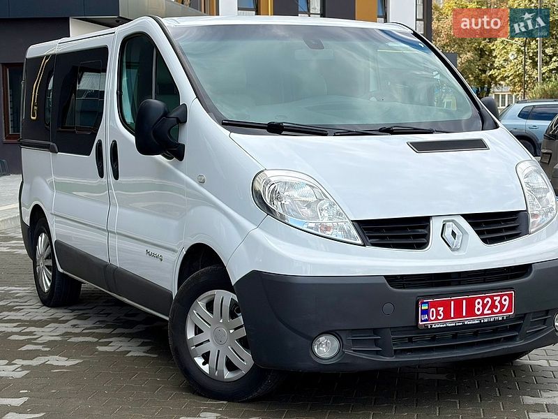 Минивэн Renault Trafic 2012 в Луцке
