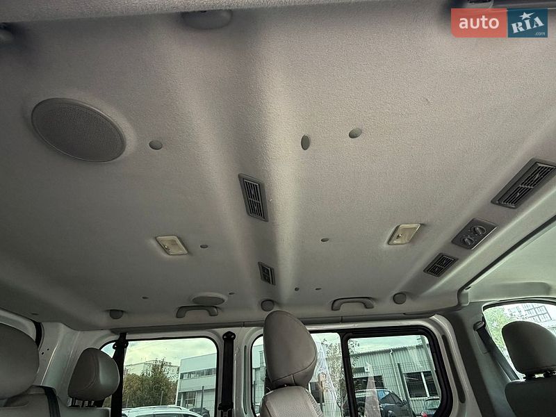 Минивэн Renault Trafic 2012 в Луцке