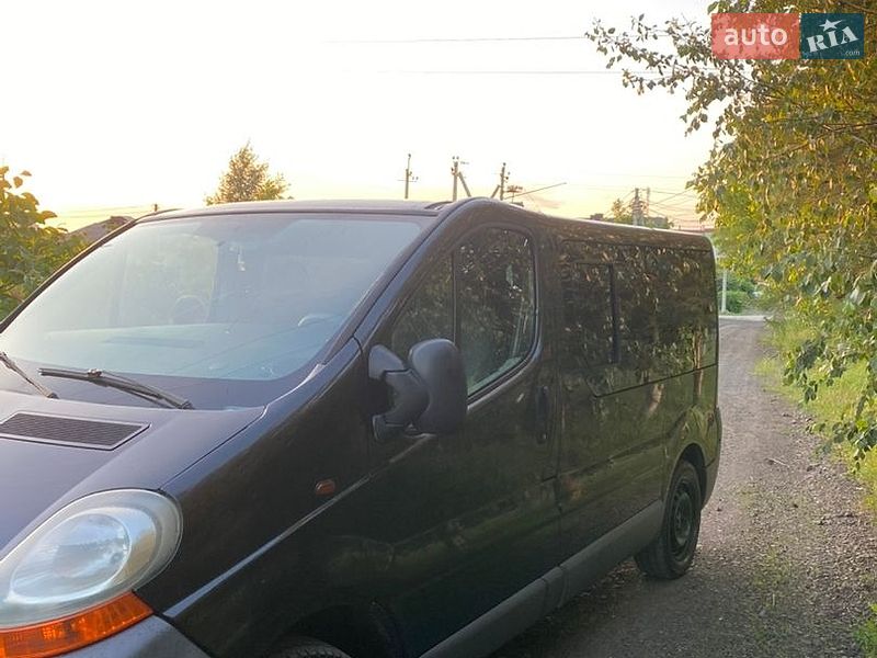 Мінівен Renault Trafic 2005 в Луцьку