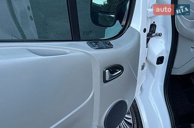 Минивэн Renault Trafic 2012 в Ковеле