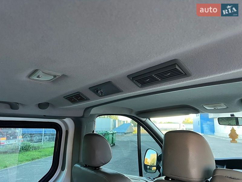 Минивэн Renault Trafic 2012 в Ковеле