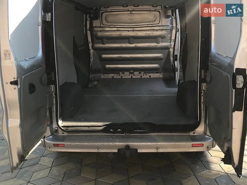 Грузовой фургон Renault Trafic 2012 в Подгайцах
