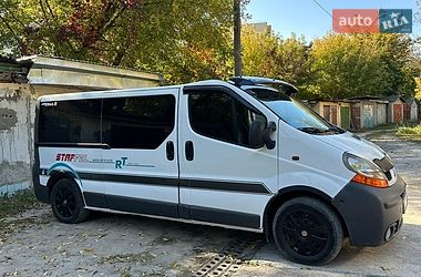 Минивэн Renault Trafic 2004 в Каменец-Подольском