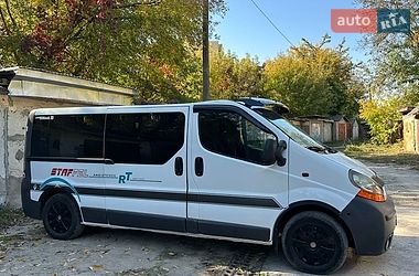 Минивэн Renault Trafic 2004 в Каменец-Подольском