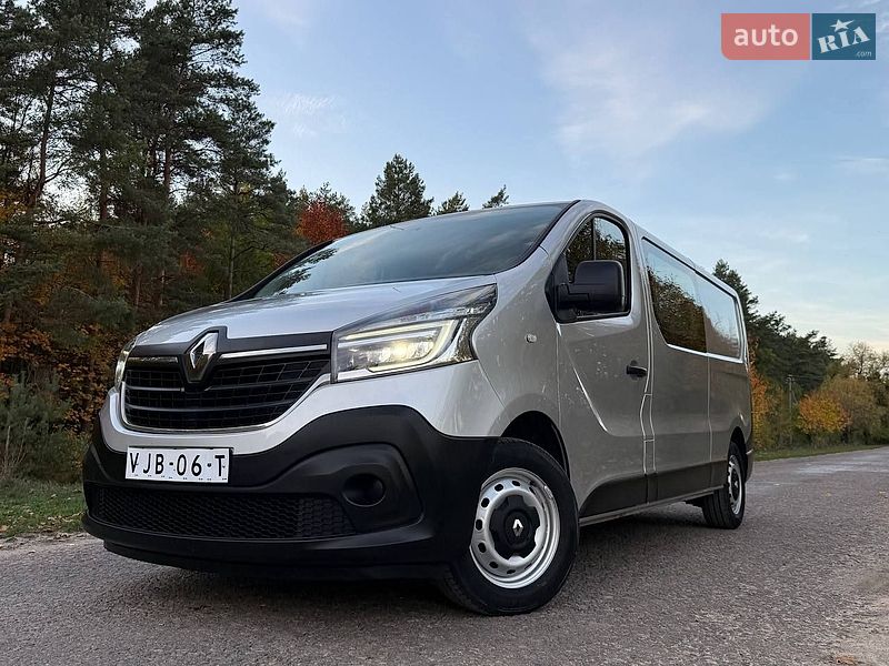 Грузопассажирский фургон Renault Trafic 2020 в Радивилове