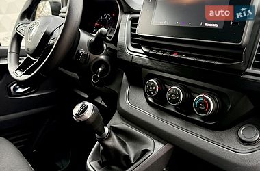 Минивэн Renault Trafic 2023 в Киеве фото 42 Минивэн Renault Trafic 2023 в Киеве