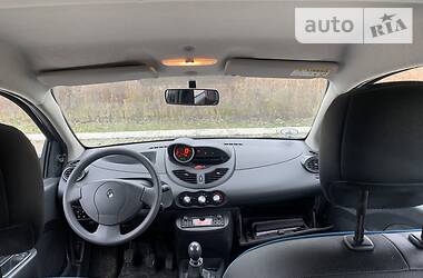 Купе Renault Twingo 2014 в Львове