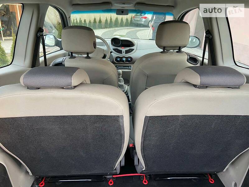 Хетчбек Renault Twingo 2008 в Стрию