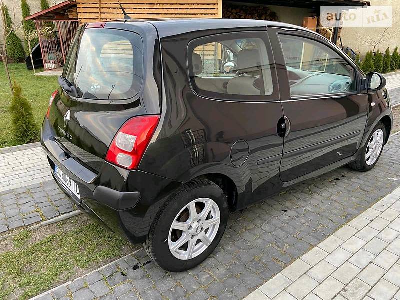 Хетчбек Renault Twingo 2008 в Стрию
