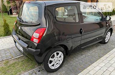 Хэтчбек Renault Twingo 2008 в Стрые