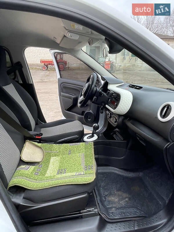 Хэтчбек Renault Twingo 2020 в Белогорье