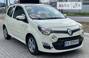 Хэтчбек Renault Twingo 2012 в 