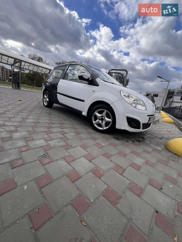 Хэтчбек Renault Twingo 2010 в Запорожье