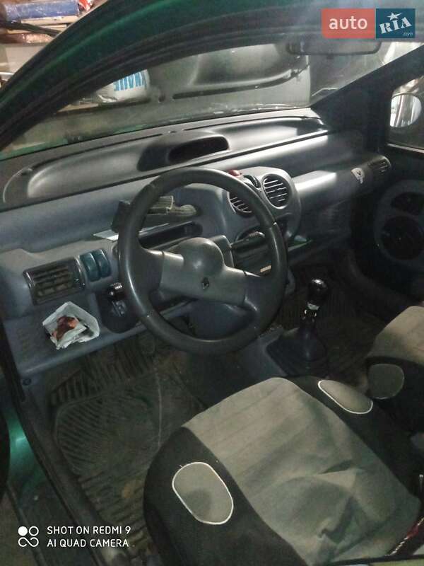 Хэтчбек Renault Twingo 1995 в Желтых Водах