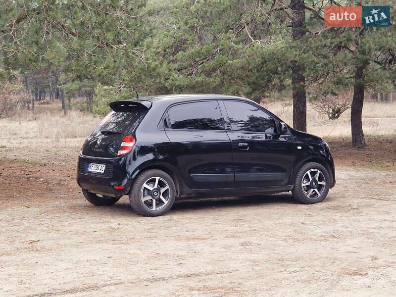 Хэтчбек Renault Twingo 2017 в Днепре