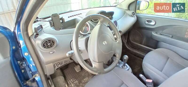 Хэтчбек Renault Twingo 2010 в Львове