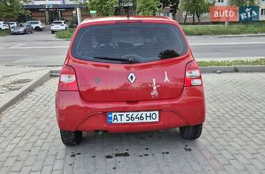Хэтчбек Renault Twingo 2009 в 