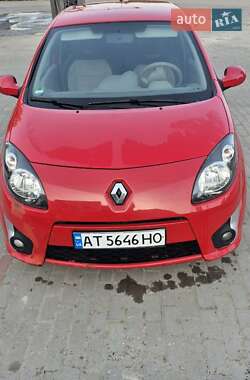 Хэтчбек Renault Twingo 2009 в 