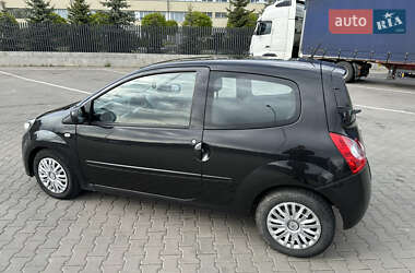 Хэтчбек Renault Twingo 2012 в 