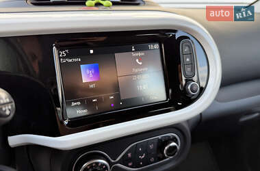 Хетчбек Renault Twingo 2021 в 
