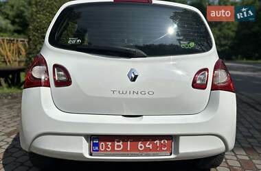 Хэтчбек Renault Twingo 2013 в 