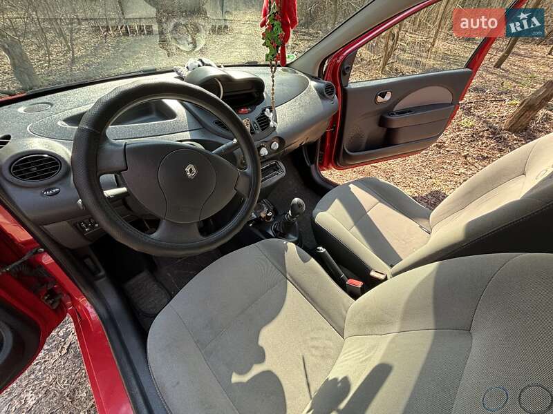 Хэтчбек Renault Twingo 2011 в Броварах фото 12 Хэтчбек Renault Twingo 2011 в Броварах
