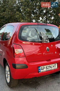 Хетчбек Renault Twingo 2009 в 