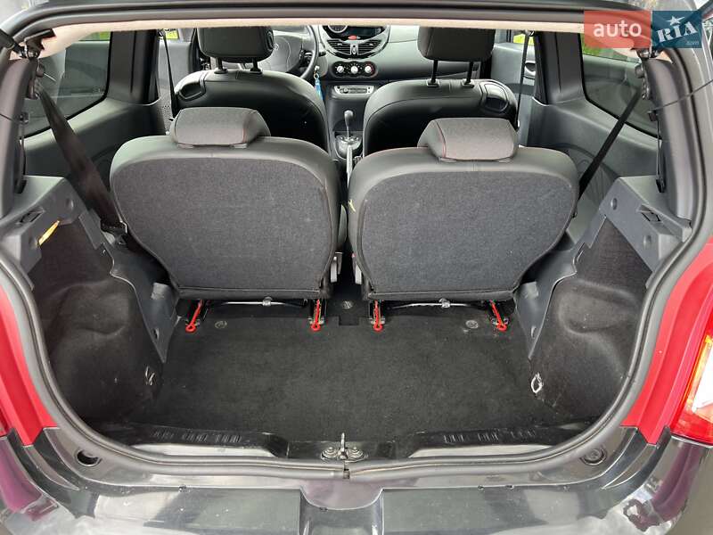 Хэтчбек Renault Twingo 2012 в Крюковщине